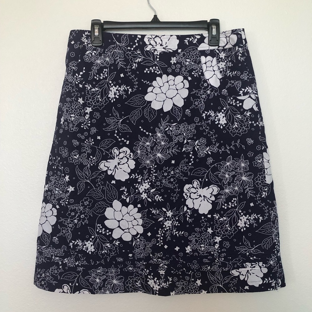 Christopher & Banks Skirt Women's Size 12 Navy Blue White Floral Cotton Straight